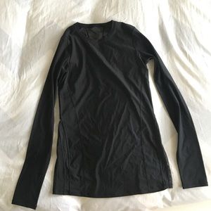 Lululemon Black Long Sleeve